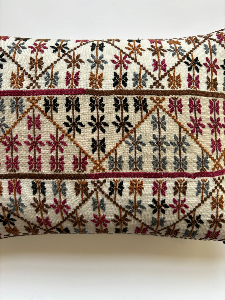 Imm Omar - Beige & Chocolate