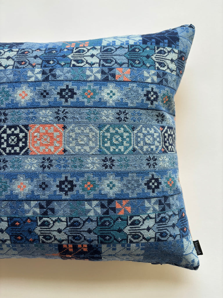 Malak - Light Indigo and Peach